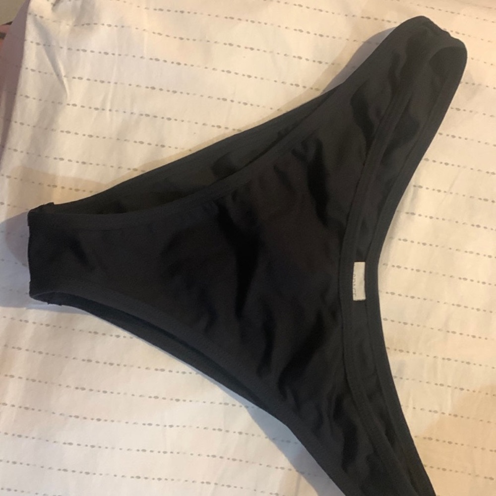 L*space bitsy black bikini bottoms size large